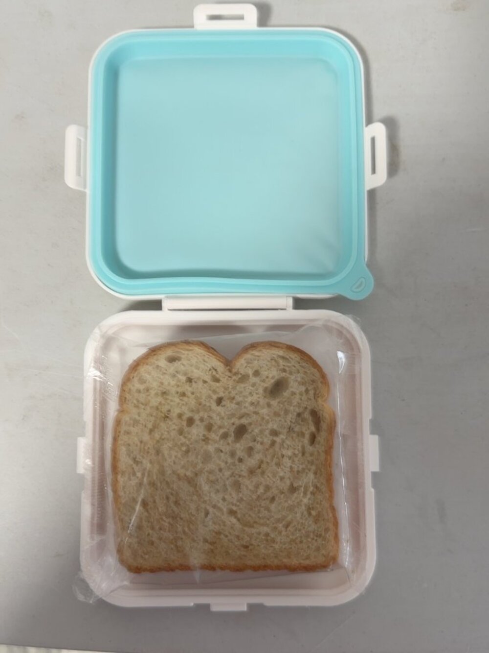 Lonchera / recipiente para alimentos con tapa y cierre seguro 🥪